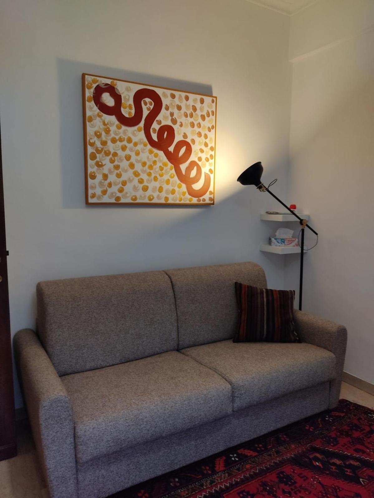 Garbatella, Lovely Mini Apartment Rom
